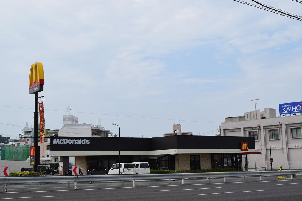 Rainbow Terrace Ginowan Appartement Buitenkant foto