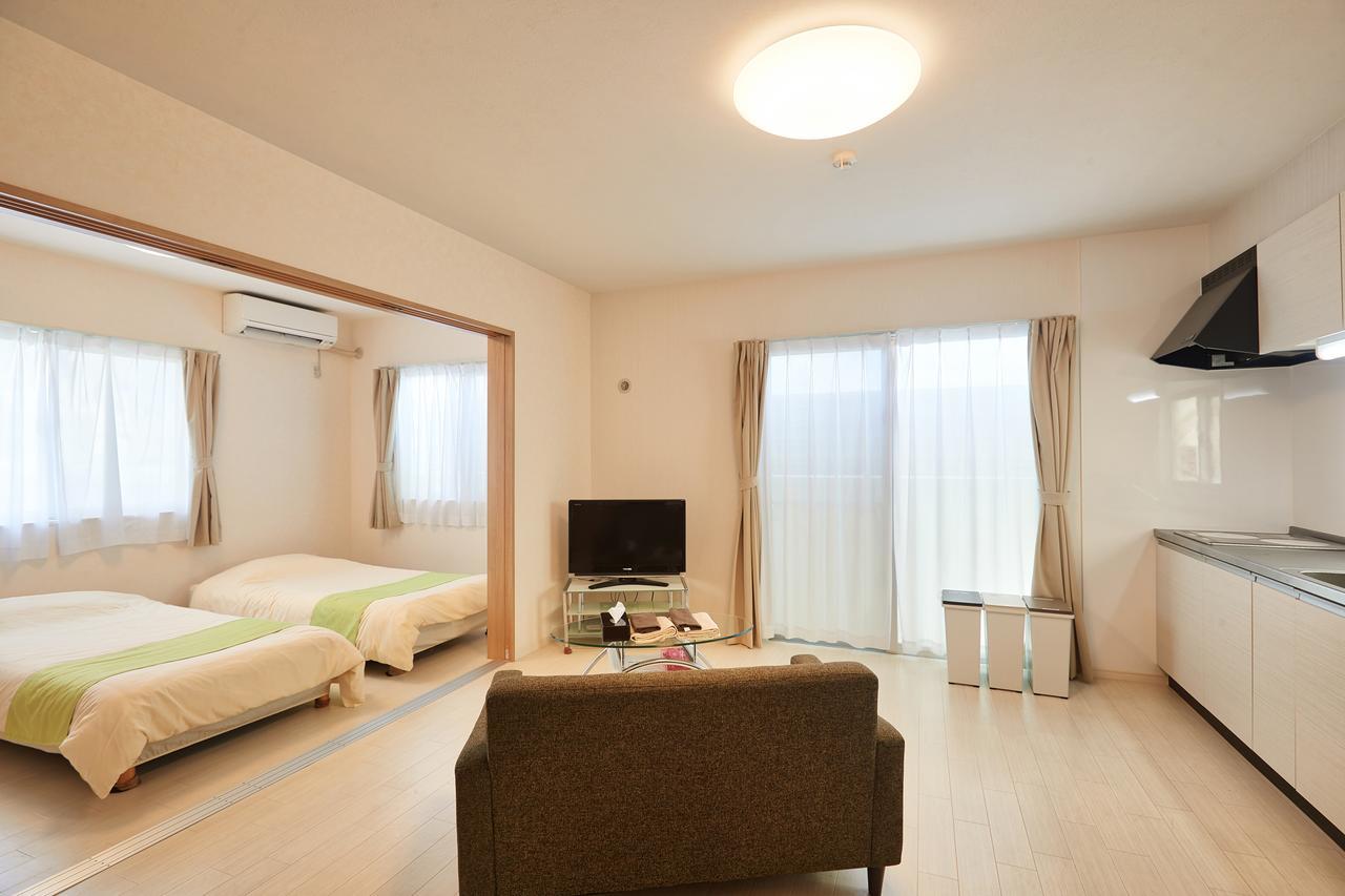 Rainbow Terrace Ginowan Appartement Buitenkant foto
