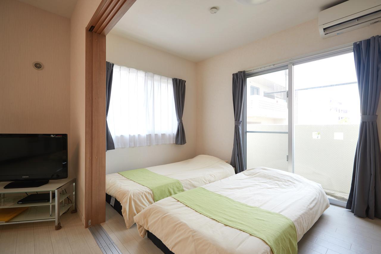 Rainbow Terrace Ginowan Appartement Buitenkant foto