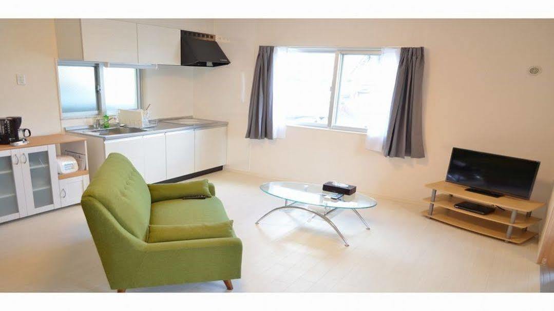 Rainbow Terrace Ginowan Appartement Buitenkant foto